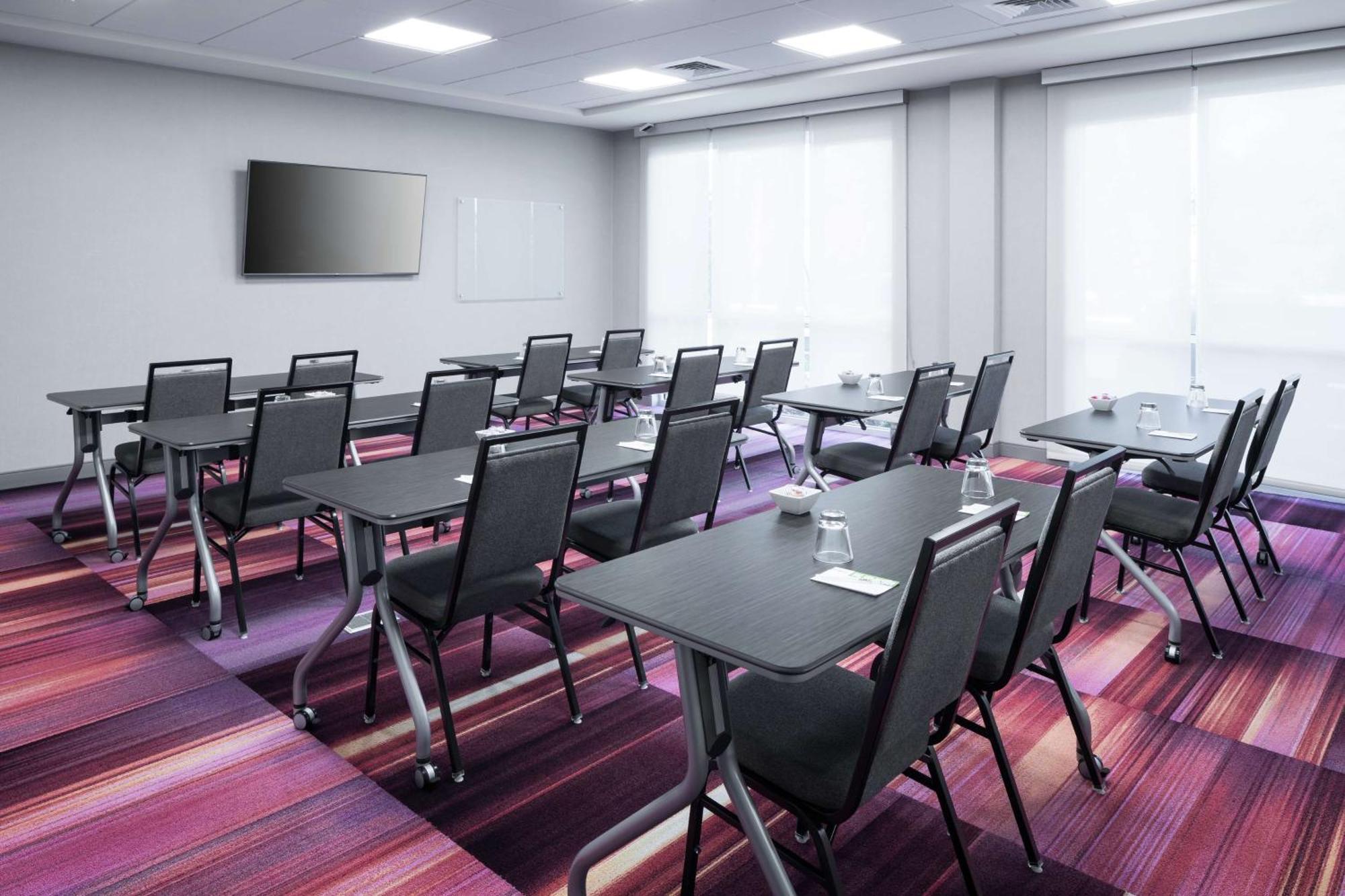 Home2 Suites By Hilton Orlando Airport Luaran gambar