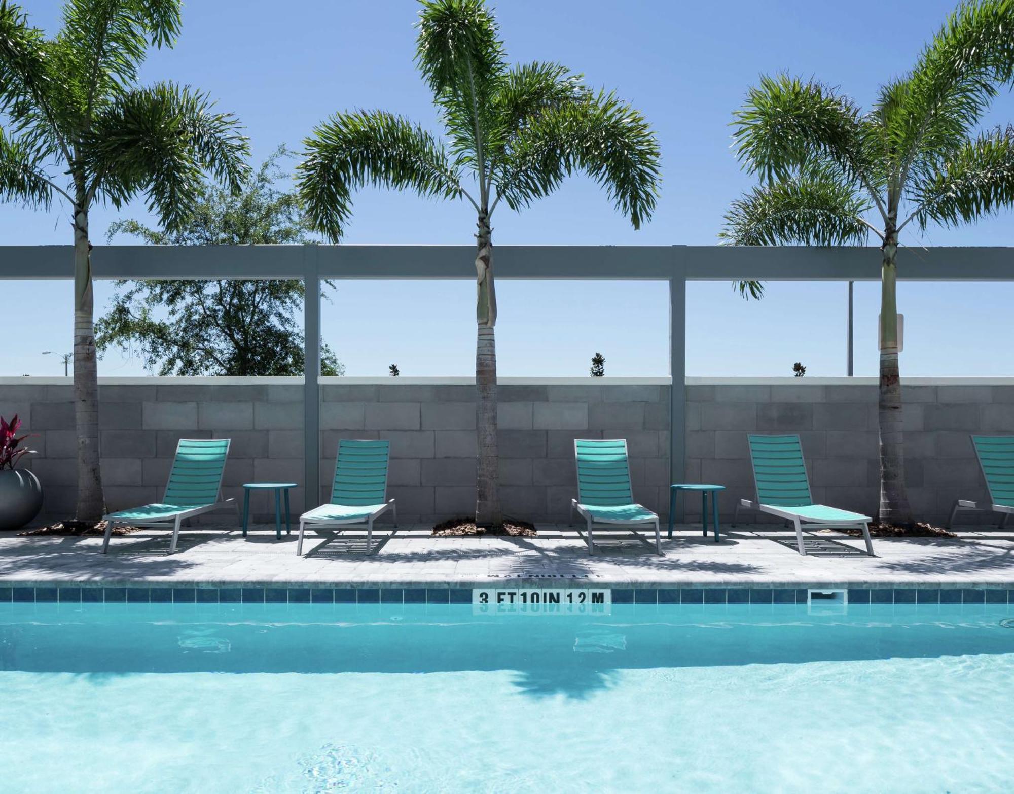 Home2 Suites By Hilton Orlando Airport Luaran gambar